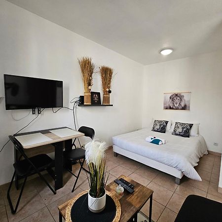 A112 Appartement Proche Disneyland Paris Montévrain Buitenkant foto